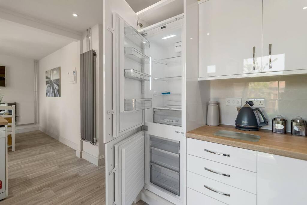 4 Bedroom Pitchford Norwich Bagian luar foto