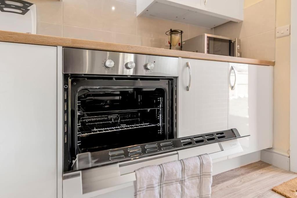 4 Bedroom Pitchford Norwich Bagian luar foto